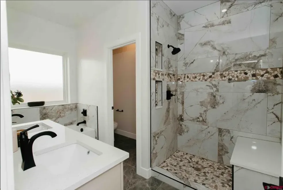 3419-Pinewood-Montrose-14