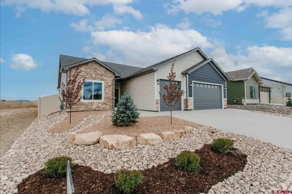 3419-Pinewood-Montrose-28