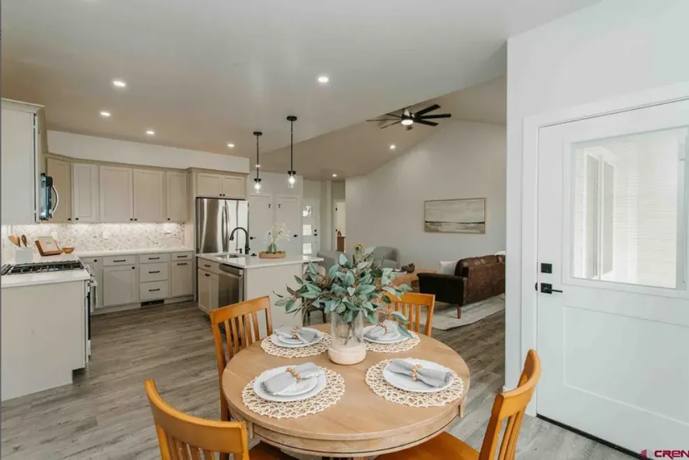3419-Pinewood-Montrose-5